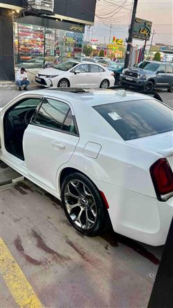 Chrysler 300